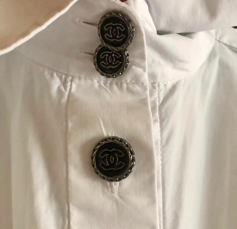 Chanel Cropped Shortsleeve Button Up Top